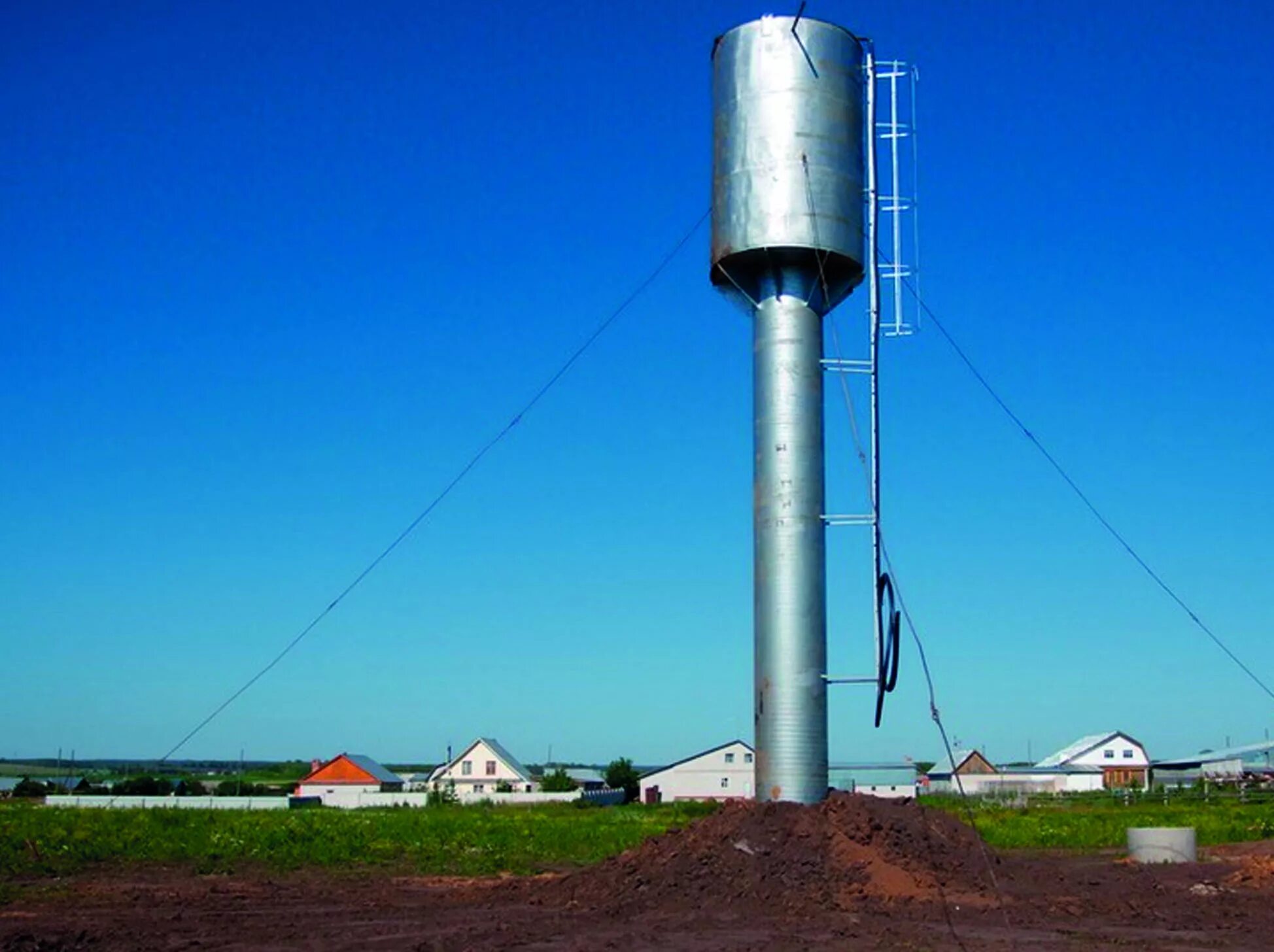 скважина 50 м. насос с эжектором для абиссинской скважины 32мм. водонапорная башня рожновского. скважина 50 м. извлечение труб из скважины.