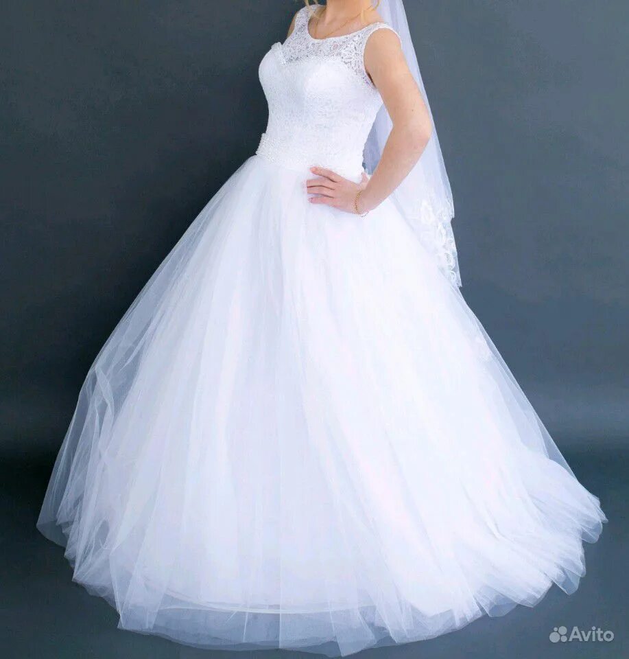 авито платья москва и московская