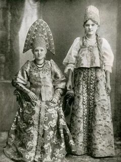 Старинные национальные костюмы