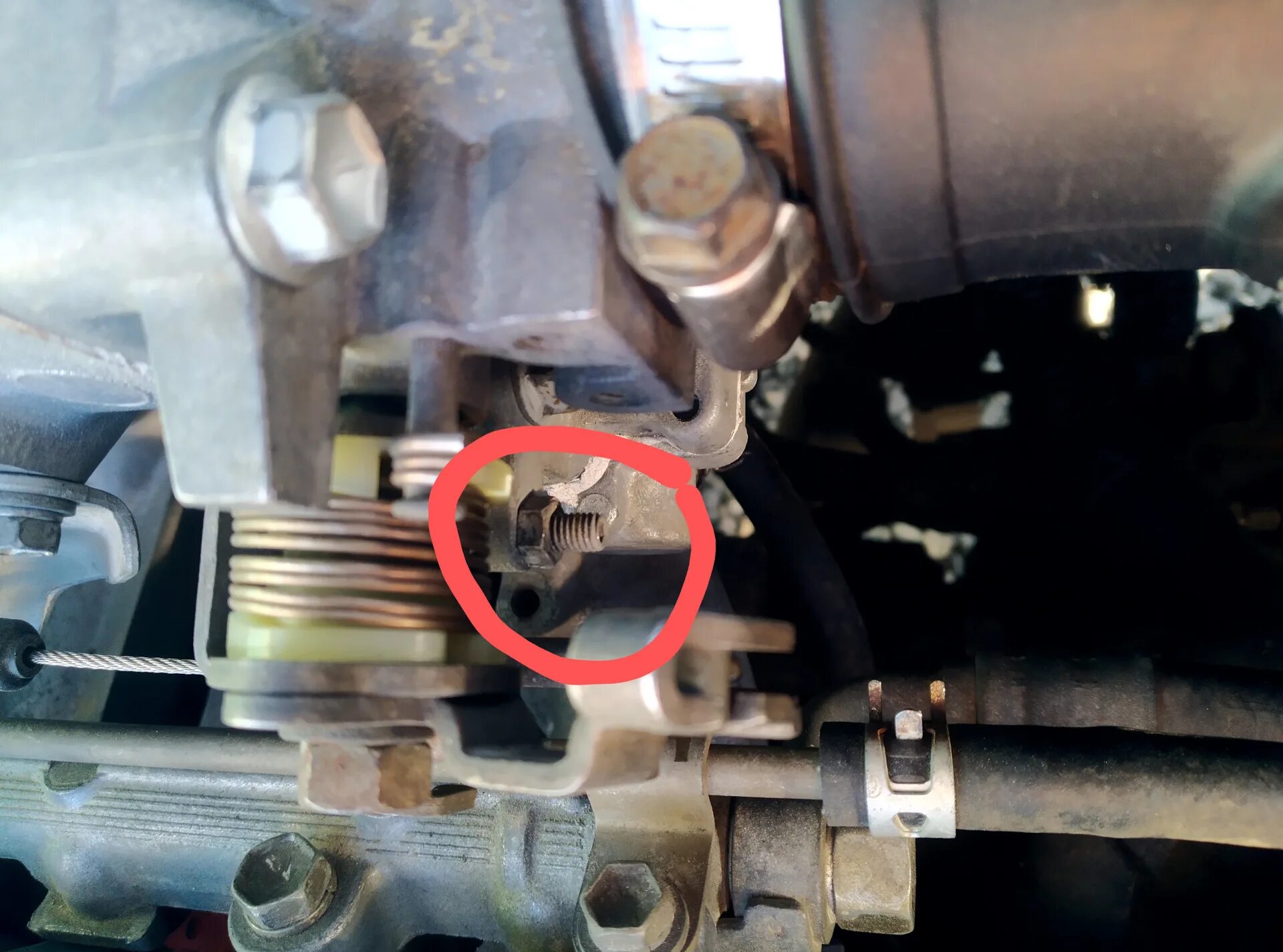 плавают обороты 308. форд фокус 2 плавают обороты на холостом. Fiesta mk5 плавают обороты. ситроен с4 седан дроссельная заслонка. датчик дроссельной заслонки приора.