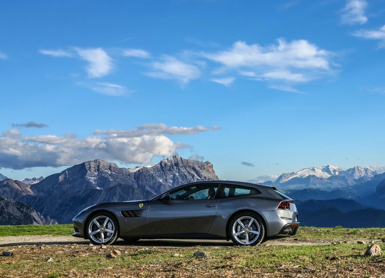 Ferrari gtc4. Феррари gtc4lusso. Ferrari gtc4lusso Black. 2017 Gtc4lusso. Ferrari gtc4lusso t 2021.