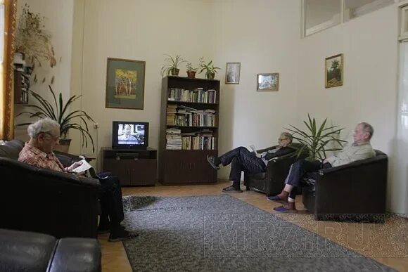 Кащенко психиатрическая больница спб. Больница им кащенко спб. Больница им кащенко москва. Больница им кащенко спб. Кащенко психиатрическая больница никольское.