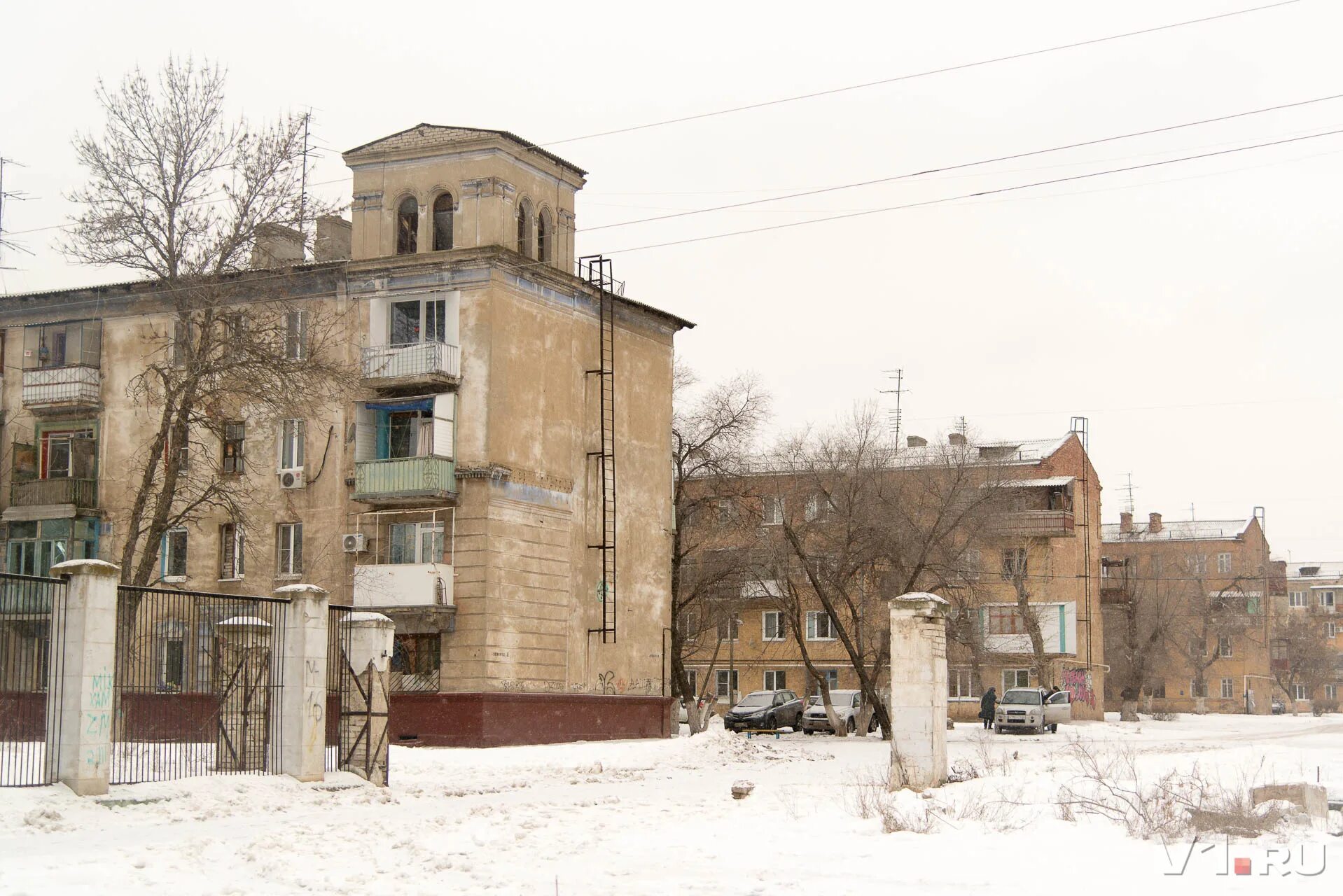 Тракторная 18. Поселок Нижний тракторный Волгоград. Сталинград Нижний тракторный. ДК ВГТЗ Нижний поселок Волгоград. Старый тракторный район Волгоград.