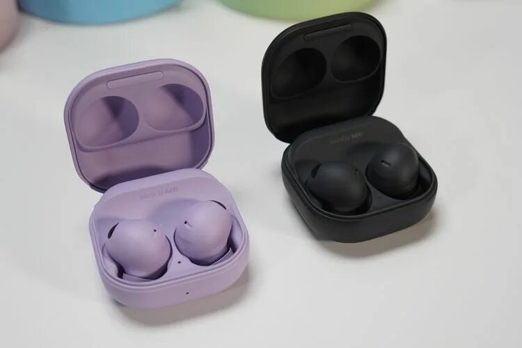 Tws galaxy buds. TWS Samsung Galaxy Buds. TWS Samsung Galaxy Buds 2. Аксессуары TWS Samsung Buds 2 Pro. Samsung Buds 2 Pro.