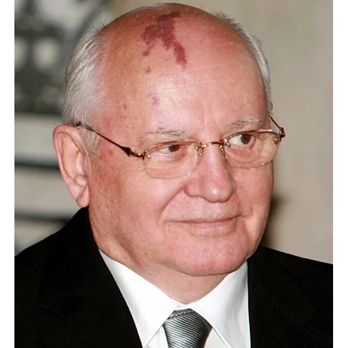 Родимое пятно горбачева. Горбачев 1986. михаил горбачев пятно. горбачев михаил сергеевич пятно. михаил горбачев родимое пятно.