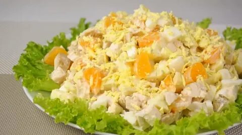 Салат с мандаринами и сыром
