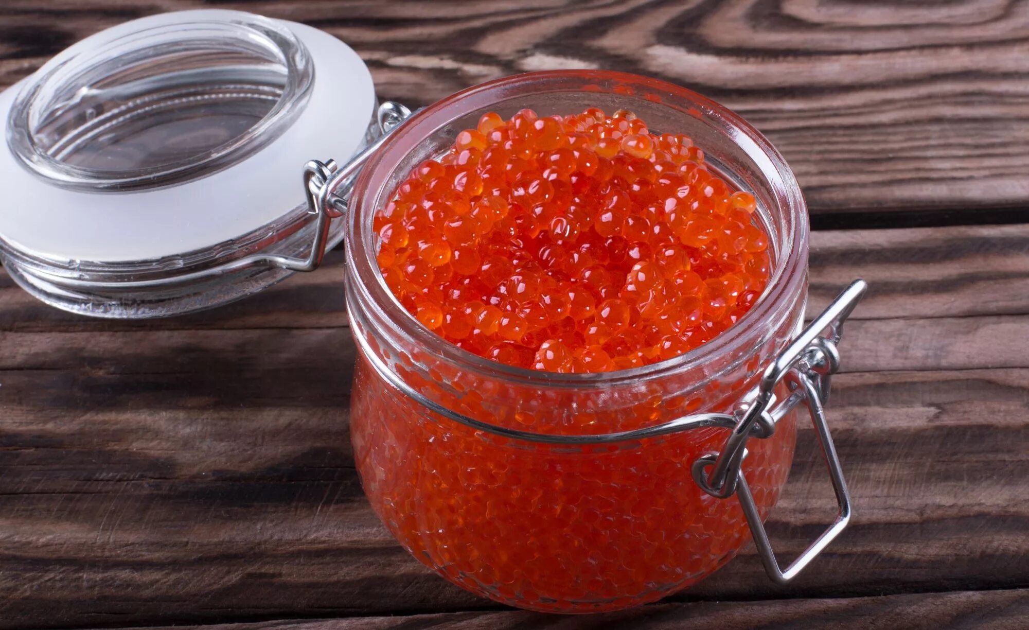 красная икра магазин котлеты рыбные. икра горбуши черная. красная икра. фасовка икры. икра кеты хавиар.