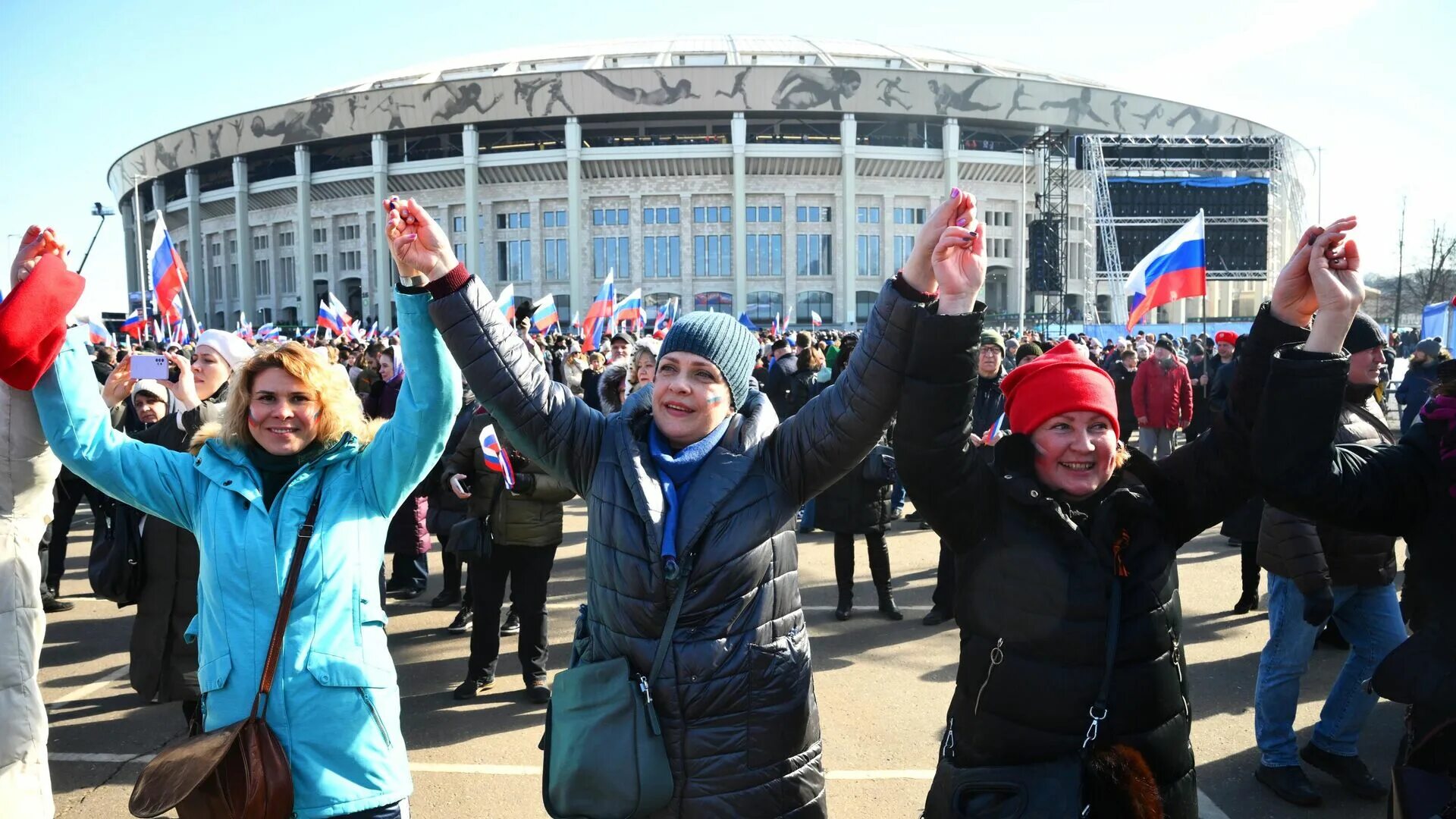 Концерт в Лужниках 2022 Крым. Митинг концерт в Лужниках 2022. Концерт в москве посвященный крыму