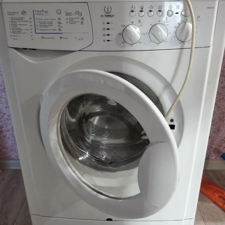 Стиральная машина индезит 103. Wiul 103. Стиральная машинка индезит wisl 62. Стиральная машина индезит 103. Стиральная машина wisl 103.