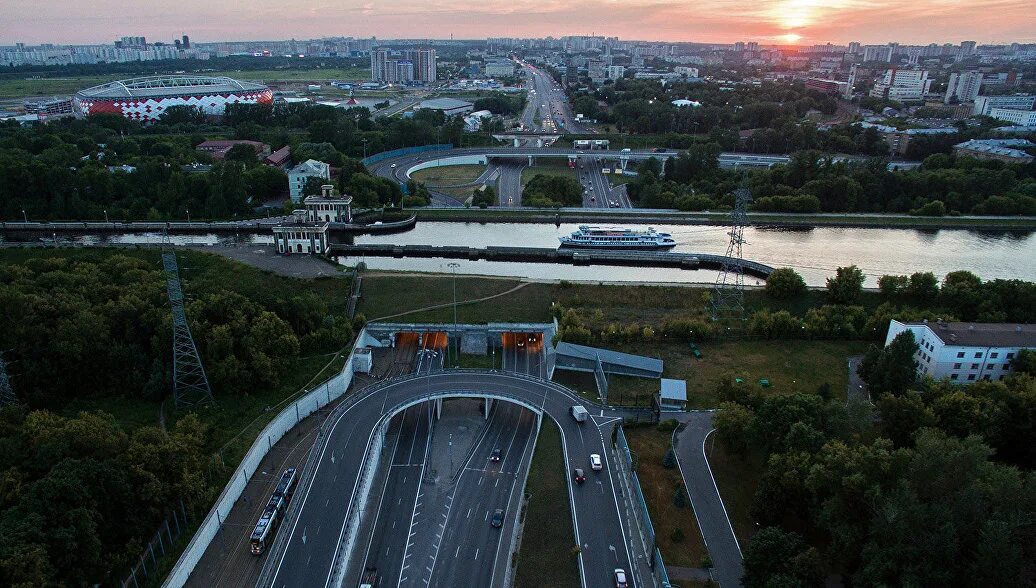 Волоколамское шоссе мост канал. Акведук над Волоколамским шоссе. Тушинский тоннель Волоколамского шоссе. Канал имени Москвы Волоколамское шоссе.