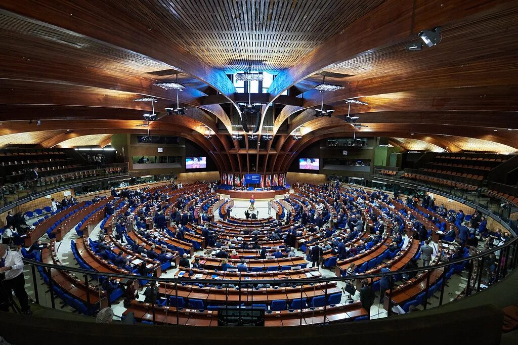 Парламент мадагаскара. Parliament council. Пасе совет европы. Совет европы (council of europe). Европейский союз штаб квартира в брюсселе.