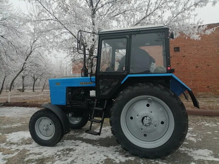 Мтз купить в саратовской. Трактор МТЗ 80 новый. Политех трактора. Трактор МТЗ 80 авто.ру. Политех тракторный район.