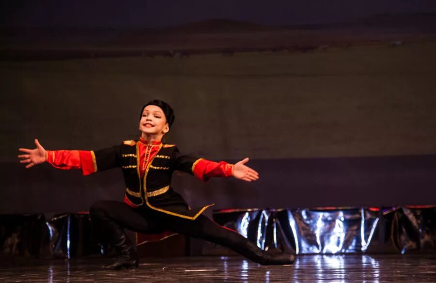 Вращения в Казачьем танце. Программа гала концерта