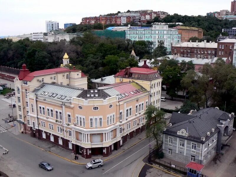 2 vladivostok. Улица Петра Великого 2 Владивосток. Улица Петра Великого Владивосток. У́лица Петра́ Вели́кого — Владивосток.. Ул Петра Великого д 2 а Владивосток.