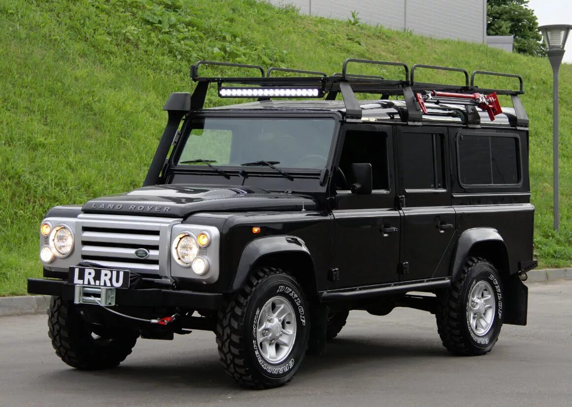 Defender 805. Ленд Ровер Дискавери Дефендер. Ленд Ровер Дефендер SVX. Ленд Ровер Дефендер 60. Defender 90 2022.