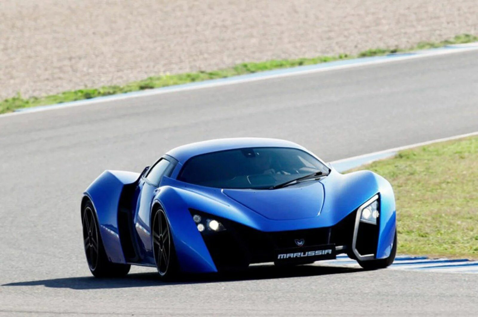 My e cars. Marussia b2. Спорткар Marussia b2. Marussia b2 2010.