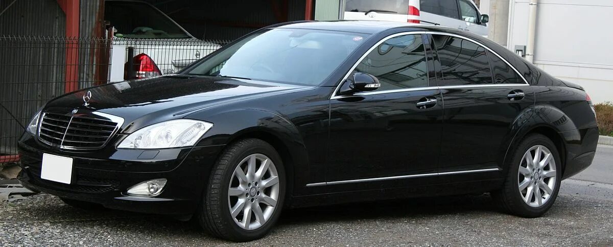 Мерседес s класс 2006. Мерседес w221 2006 года. 221 мерседес 2006. 5. 221 мерседес 5.