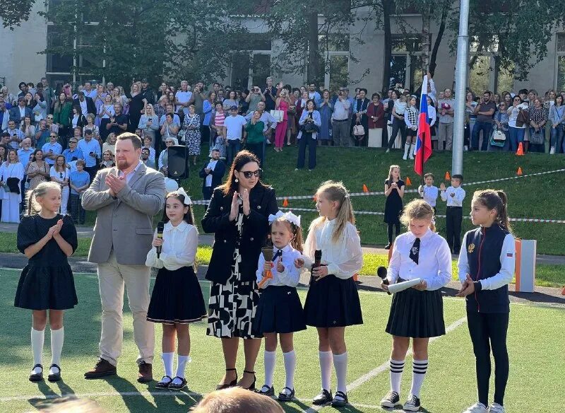 лицей 1158. школа no 548 царицыно. школа 55 имени льва брусницына. школа no 548 царицыно. школа 1593 крылатское.