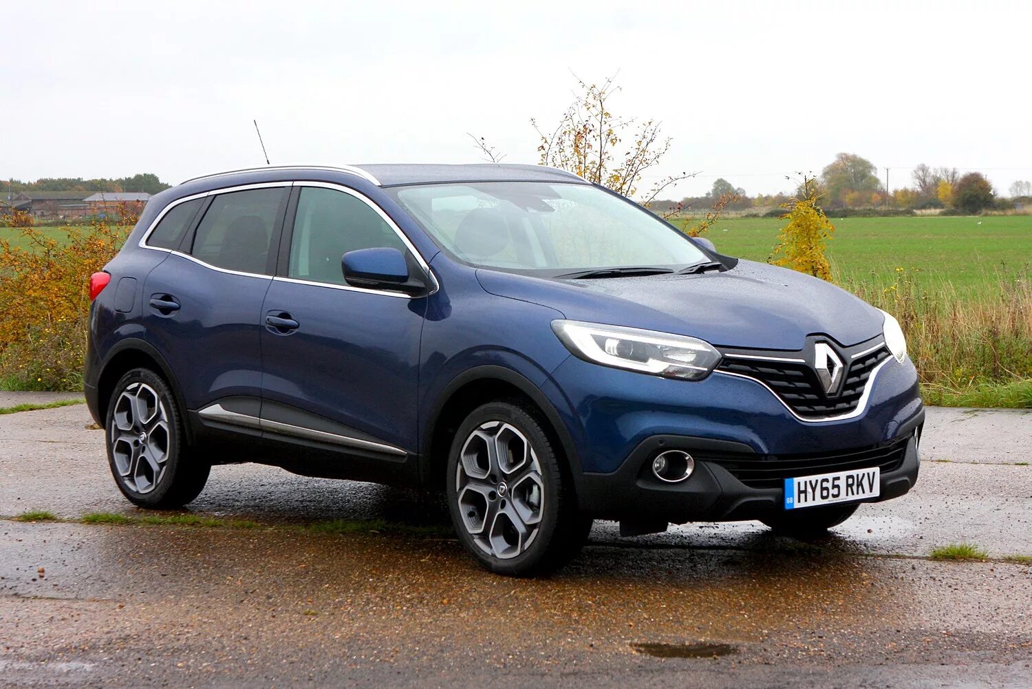 Масло в рено каджар. Renault Kadjar 2021. Рено Каджар 2022. Рено Каджар 2017. Renault Kadjar синий.