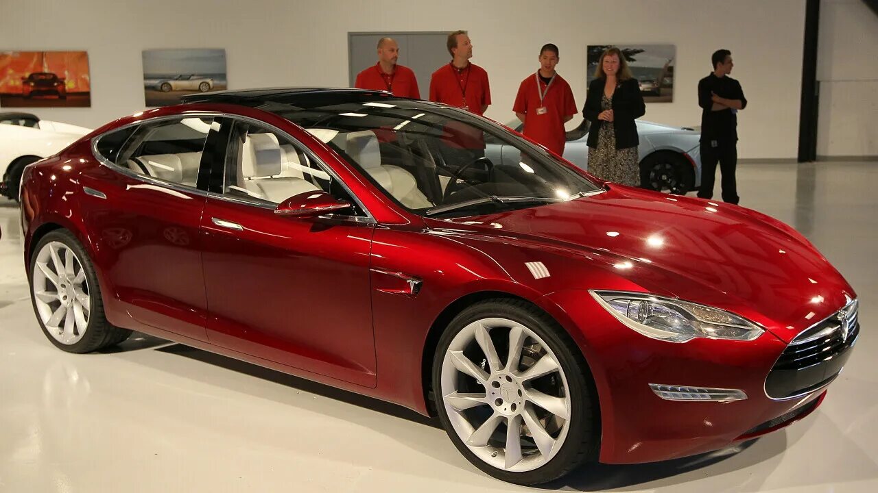 Тесла новая в россии. Электромобиль Тесла. Tesla Motors model s. Tesla Motors 2023. Tesla Elektra mobil.
