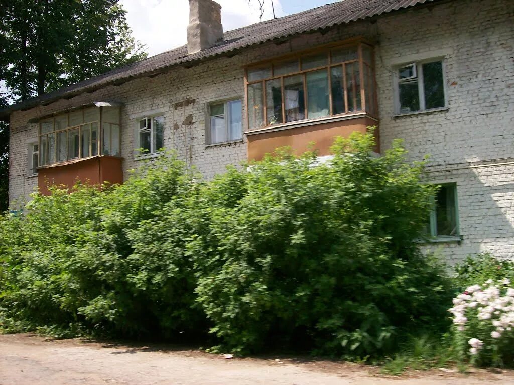 Подслушано в арсеньево тульской. Улица Бандикова Арсеньево. Поселок Арсеньево Тульской области. Арсеньево Тульская область ул Бандикова д 79. Ул. Папанина Арсеньево Тульской области.