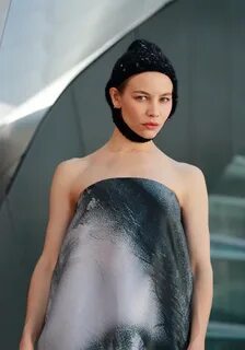 Мега сиськи бар тамаша порно