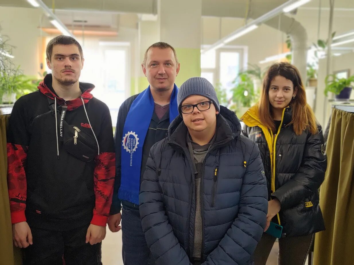 Ивановский радиотехнический техникум. Радиотехнический колледж интернат иваново. Ивановский радиотехнический техникум-интернат. Ивановский радиотехнический техникум-интернат. Ивановский радиотехнический техникум.