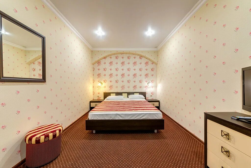 ретро гостиница дивноморское. черноморская 35 дивноморское. гостиница барин дивноморское. ретро гостиница дивноморское. Retro divnomorsk гостиница в дивноморском.