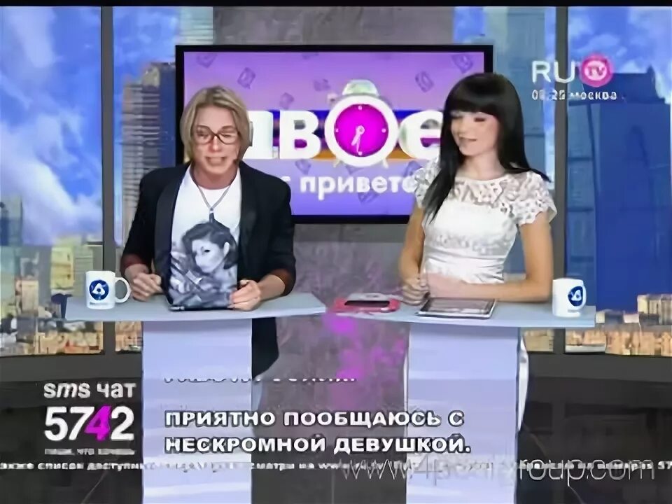 Баннер 240х400 пример. Двое с приветом на ру тв ведущие. Тв двое сайт номер 1. Баннер 240х400 пример. 240x400 баннер.
