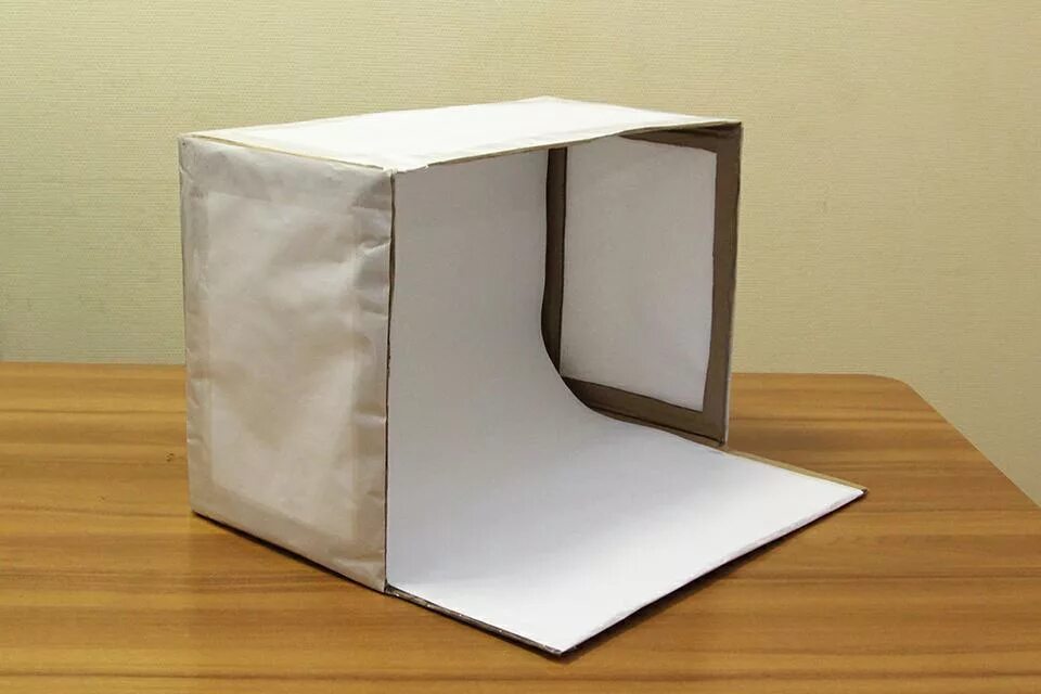 Самодельный бокс для фотосъемки. Lightbox своими руками. Фотобокс для фотографирования предметов. Белая коробка для фотографирования. Лайтбокс из картонной коробки.