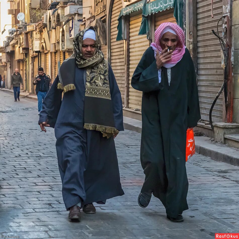 а также местных жителей также. куба местные жители. мали африка. а также местных жителей также. бахрейн национальная одежда.