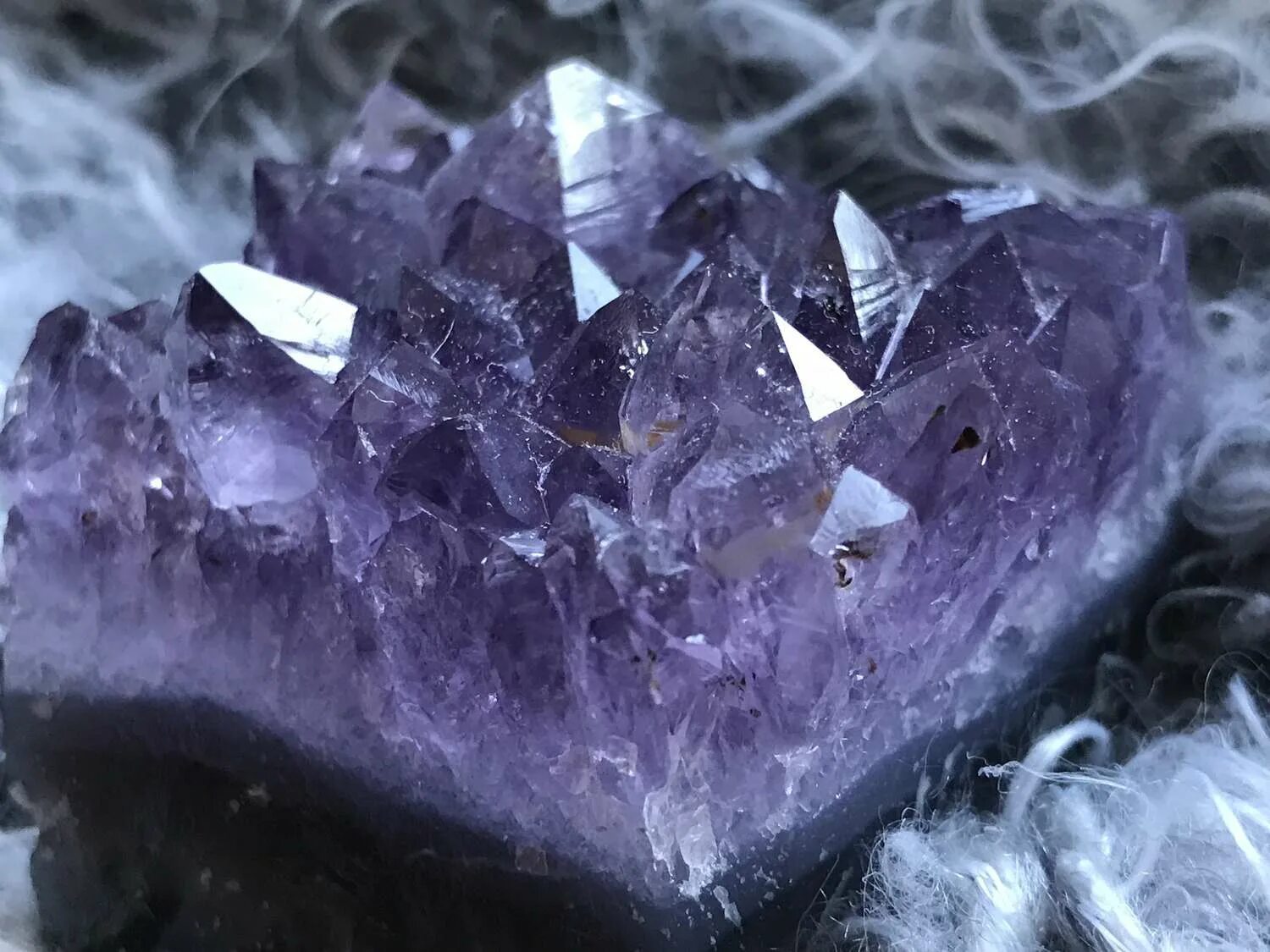 Mineral цвет