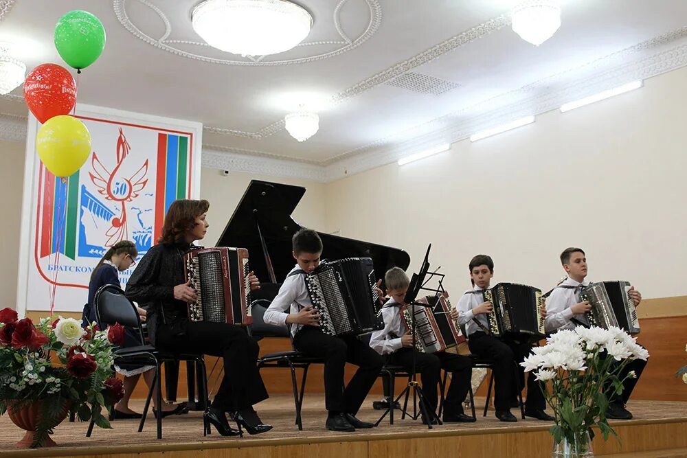 колледж братск музыкальный. братское музыкальное училище хор младшин. сайт братского музыкального училища. колледж братск музыкальный. музыкальная школа.