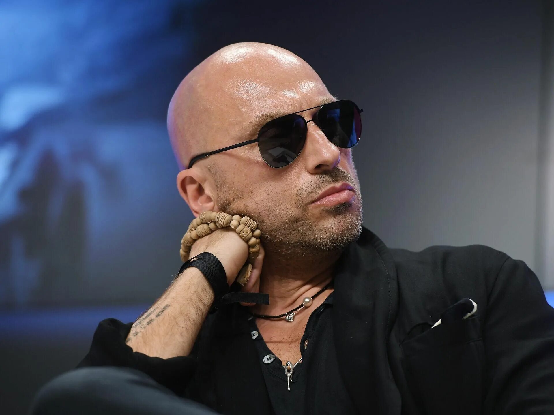 дмитрий нагиев. настоящая фамилия нагиева. дмитрий нагиев. настоящая фамилия нагиева. дмитрий нагиев сейчас.