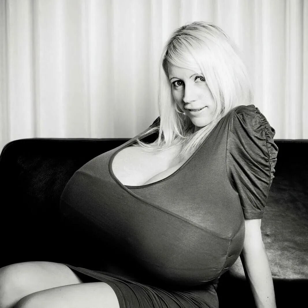 майра хиллс фильмы с ее. Beshine 2018. майра хиллс без одежды. челси чармс и майра хиллс. майра хиллс.