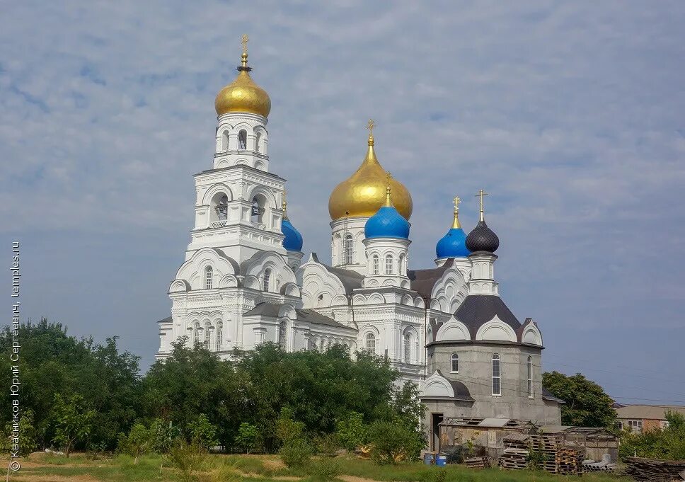 Никольское астраханская область. Никольское Церковь Астраханской области.