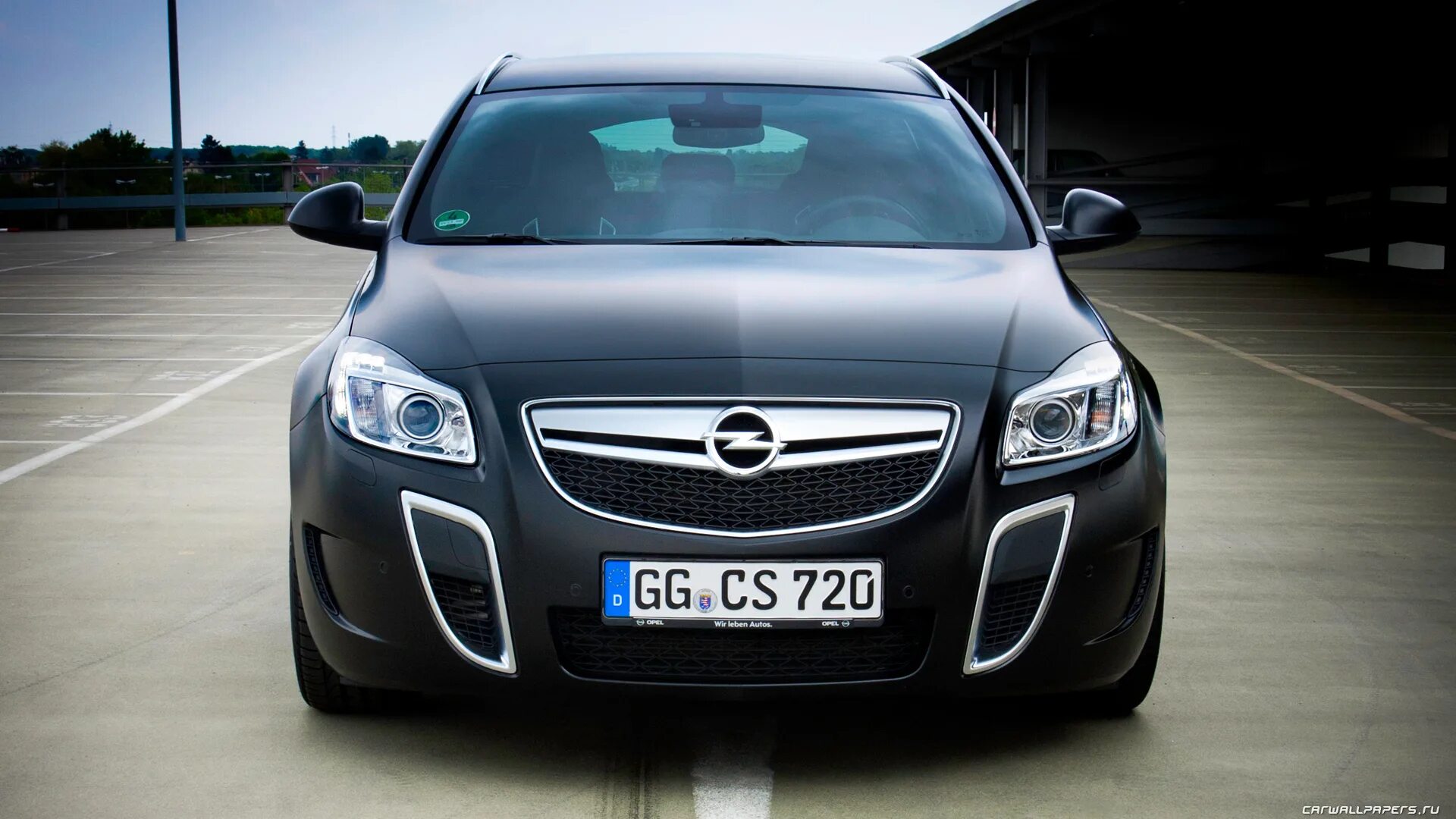 Gm купить опель. Opel Insignia OPC. Vauxhall Insignia OPC. Opel Insignia OPC 2010. Опель Insignia OPC.