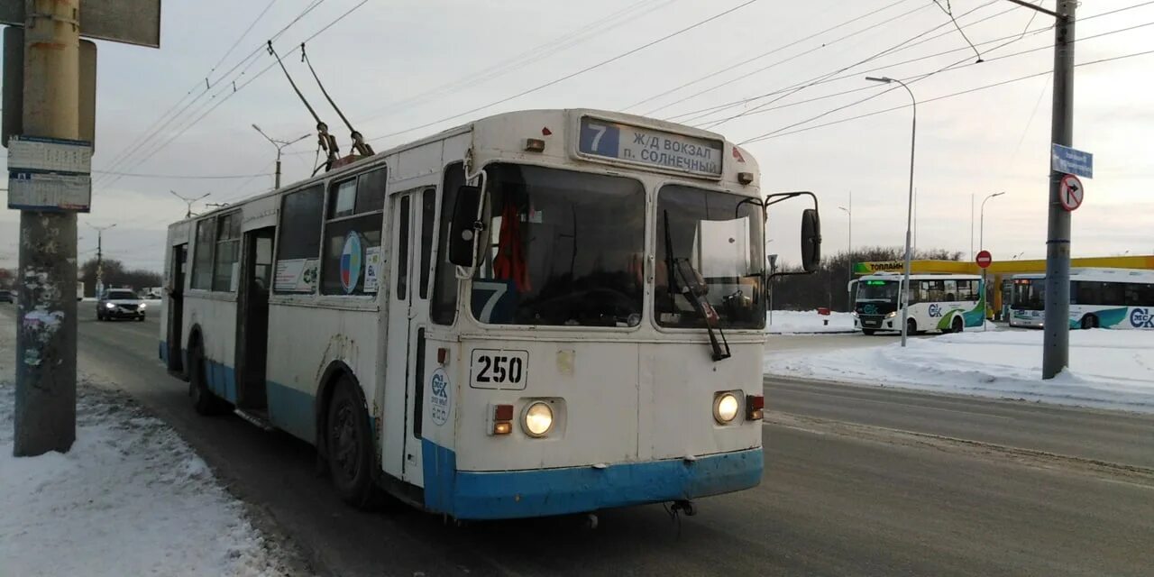 61 маршрут омск. Троллейбус 16 омск адмирал. 67 троллейбус омск. омский троллейбус 148. омский троллейбус 210.