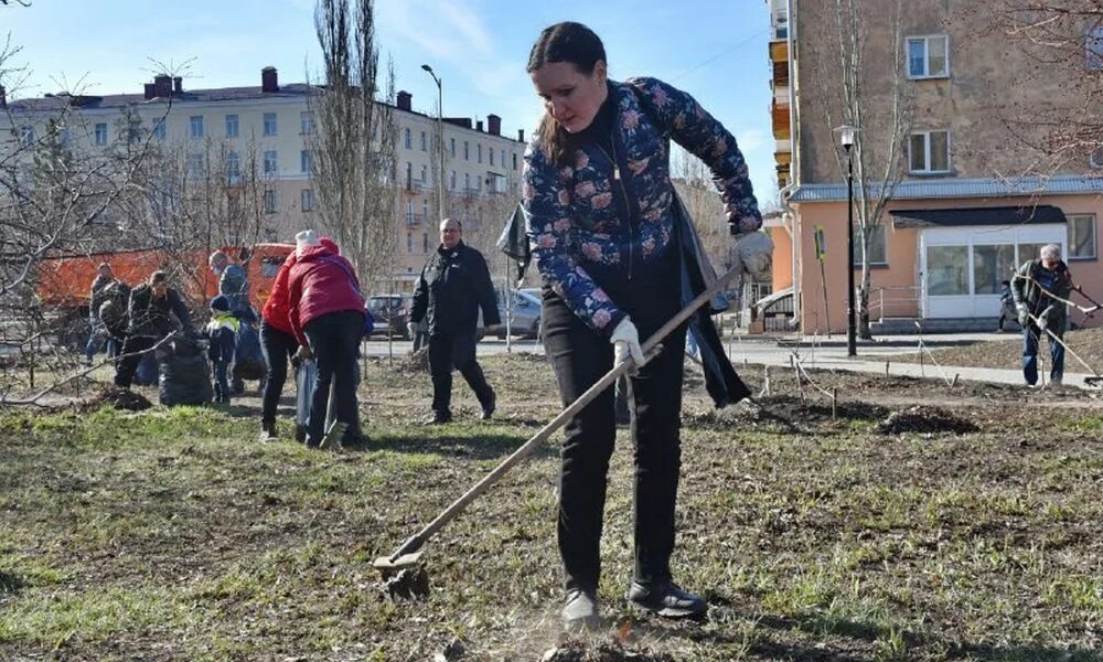 Пресс релиз субботник. Общегородской субботник Омск. Общегородской субботник 2022 Омск. Субботник в апреле. Субботник фото.