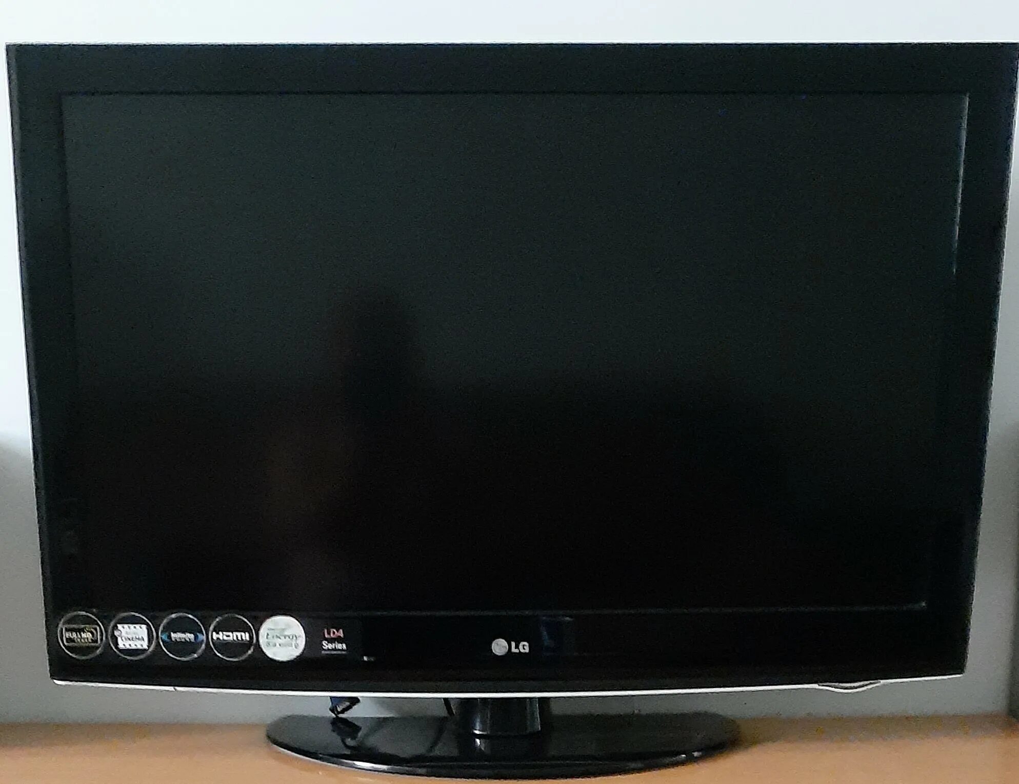 LG 37le5500. Телевизор LG 37le5500. LG 37le4500. Телевизор LG 37le4500.