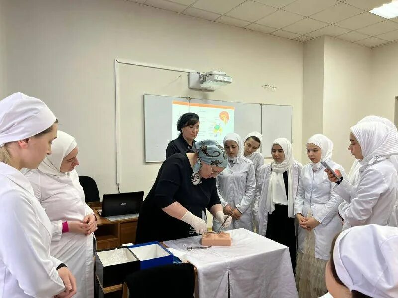 институт акушерства и гинекологии в ташкенте. кафедра акушерства и гинекологии чгу. институт акушерства и гинекологии в ташкенте. кафедра акушерства и гинекологии чгу. студентки медики на кафедре гинекологии.