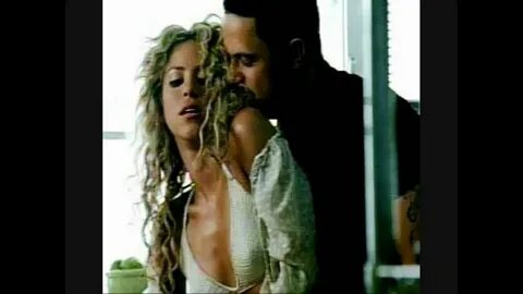Shakira la tortura