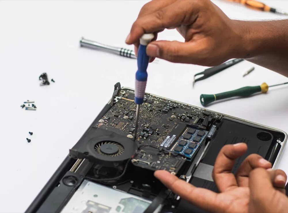 Ремонт ноутбука асер ремсити. MACBOOK 13 Pro Repair. Починка ноутбука. Обслуживание ноутбуков. Поломки ноутбуков.