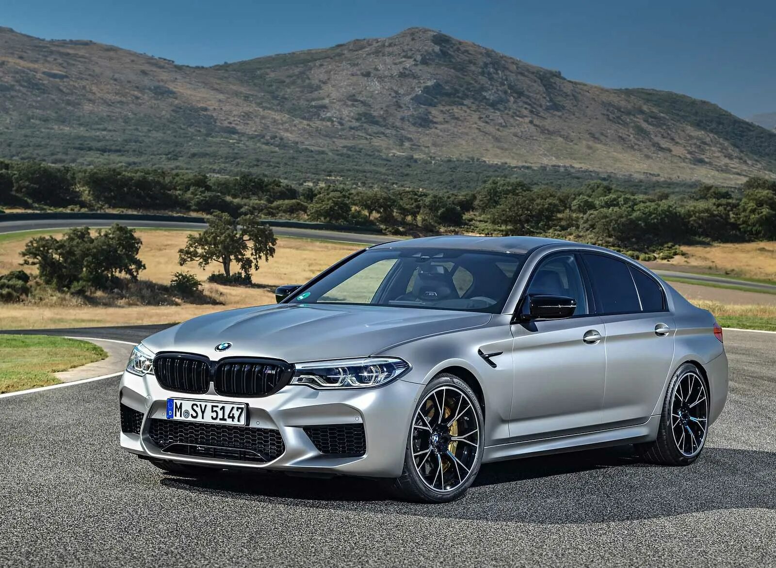 Новая бмв м5 ф90 компетишн. БМВ м5 ф90 Компетишн. BMW m5 f90. БМВ m5 f90 Competition. BMW m5 2018.