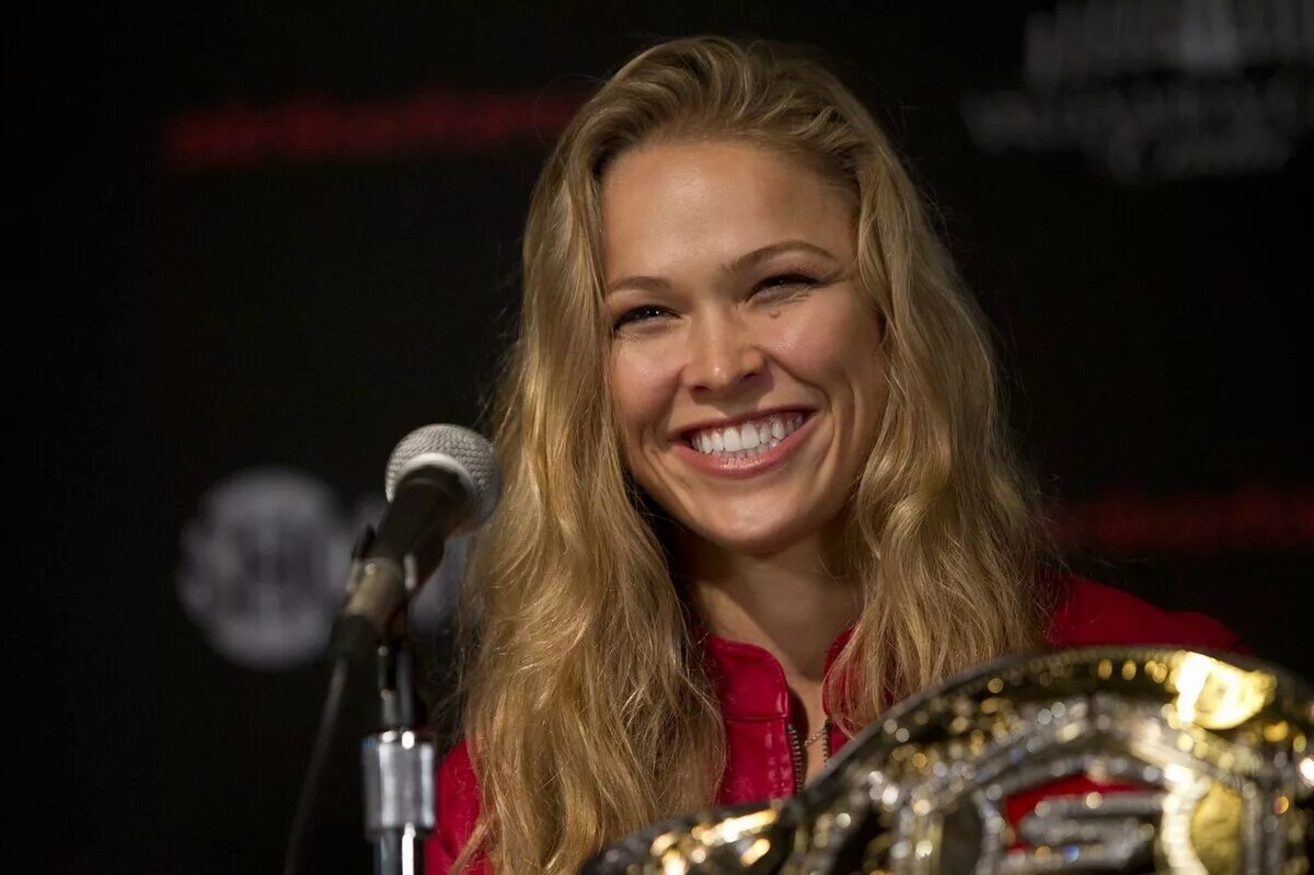 Ronda Rousey. Ronda Rousey UFC. Ronda Jean Rousey. Ronda Rousey фото. Наибольшее количество женщин бойцов