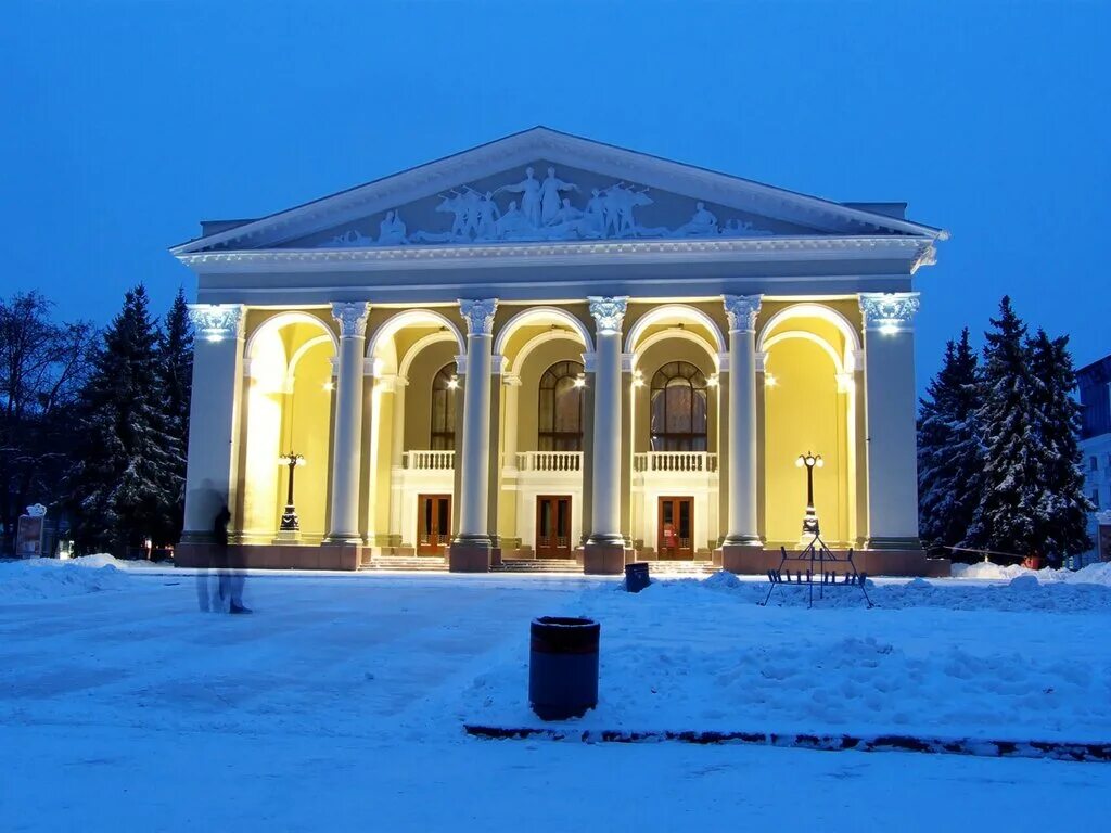 театр н в гоголя. в. театр гоголя москва. гоголь центр театр москва. театр н в гоголя.