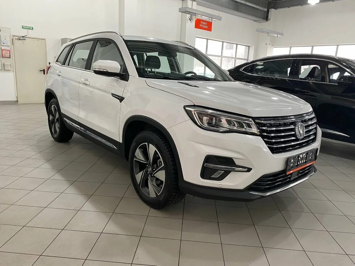 Шины чанган кс75. Changan cs75 Comfort 4wd. Чанган 2023 ЦС 75 180 Л.С. белый. Changan cs75 FL белый. Changan cs75 Comfort 1.8 at 4wd.