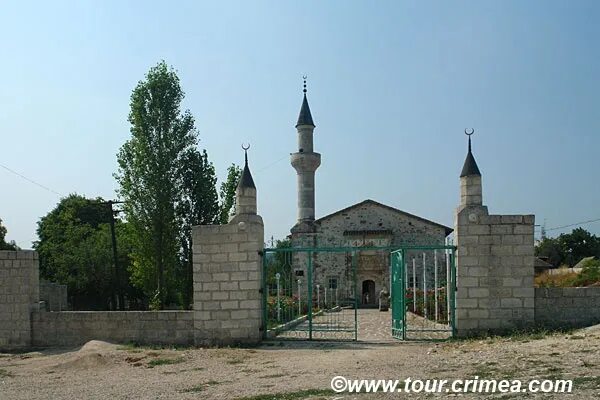 Мечеть хан узбека. Узбек Хан Джами (старый Крым). Мечеть узбека в Старом Крыму. Мечеть хана узбека в Крыму. 2. Мечеть хана узбека в Солхате (старый Крым)………………….….…...