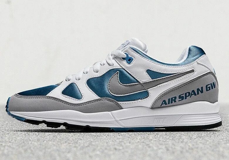 Air spins. Nike Air span 2. Nike Air span 2016. Сузи АИР найк. Винтажные кроссовки Nike.