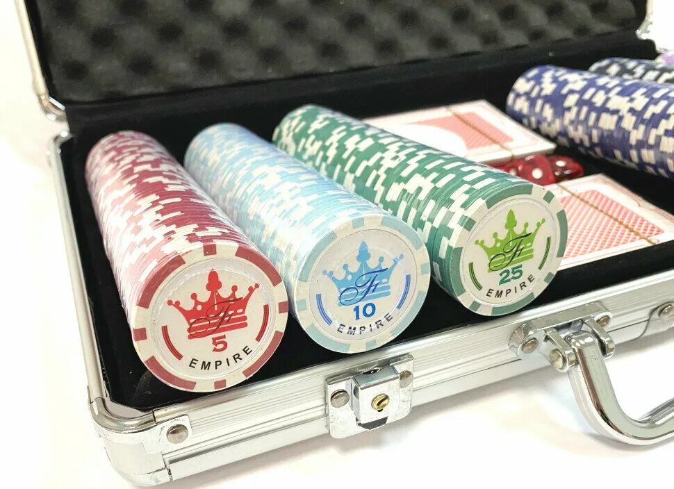 сколько стоит покерный набор. 300 спартанцев расцвет империи. 300 спартанцев расцвет империи. набор для покера импаерс. 300 спартанцев расцвет империи ксеркс.